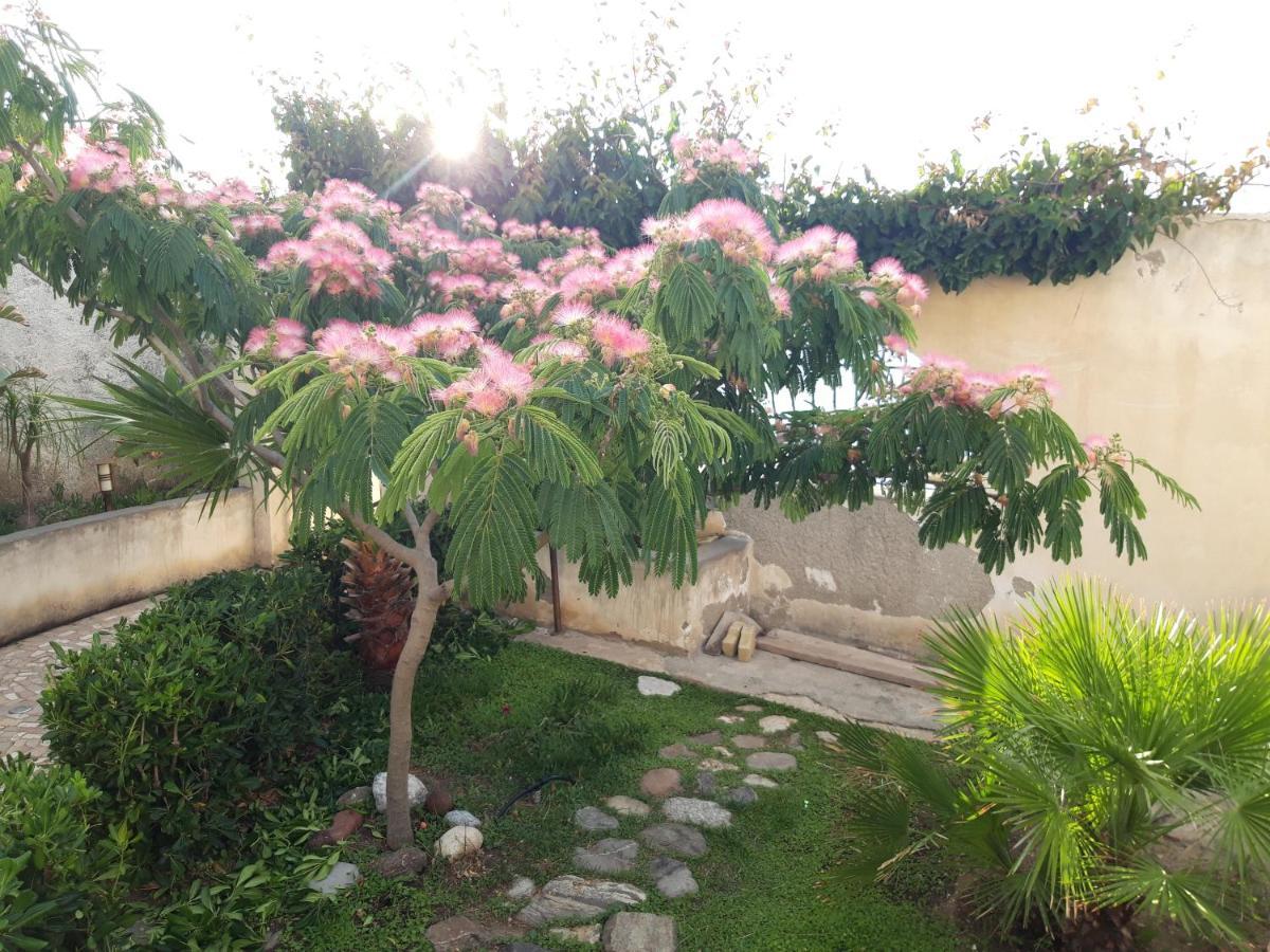 Domus Austri Villa Messina Buitenkant foto