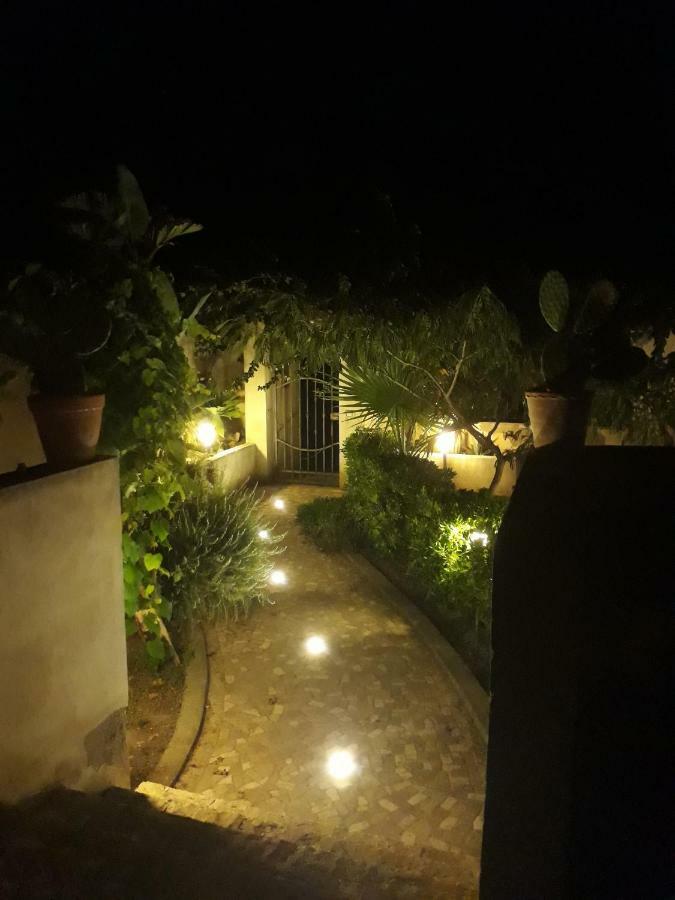 Domus Austri Villa Messina Buitenkant foto
